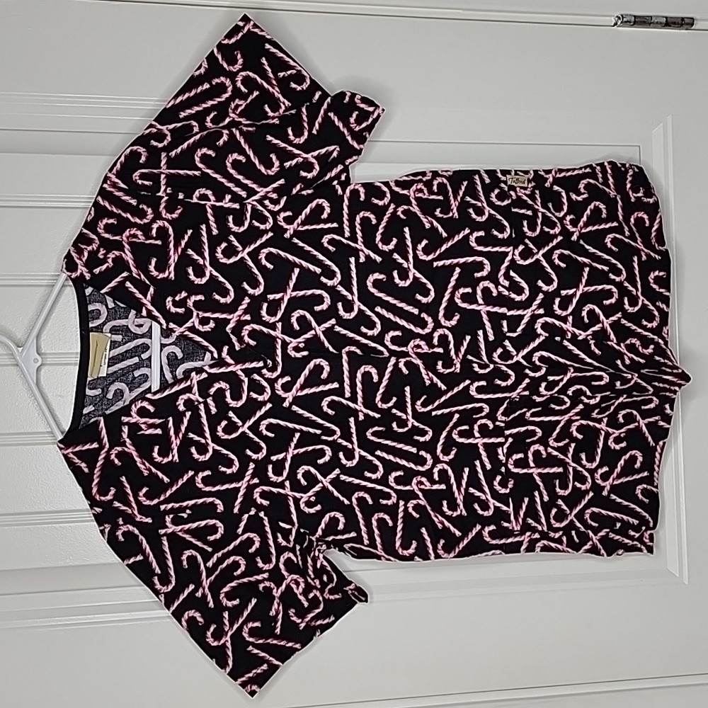 Tafford Uniforms Candy Cain V Neck Scrub Top with Pockets